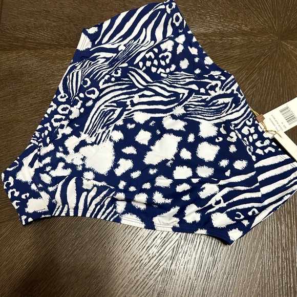 NWT‎ Beyond Control Women's Animal Haven High-Waist Tummy-Control Bikini
Bottoms - Picture 3 of 10